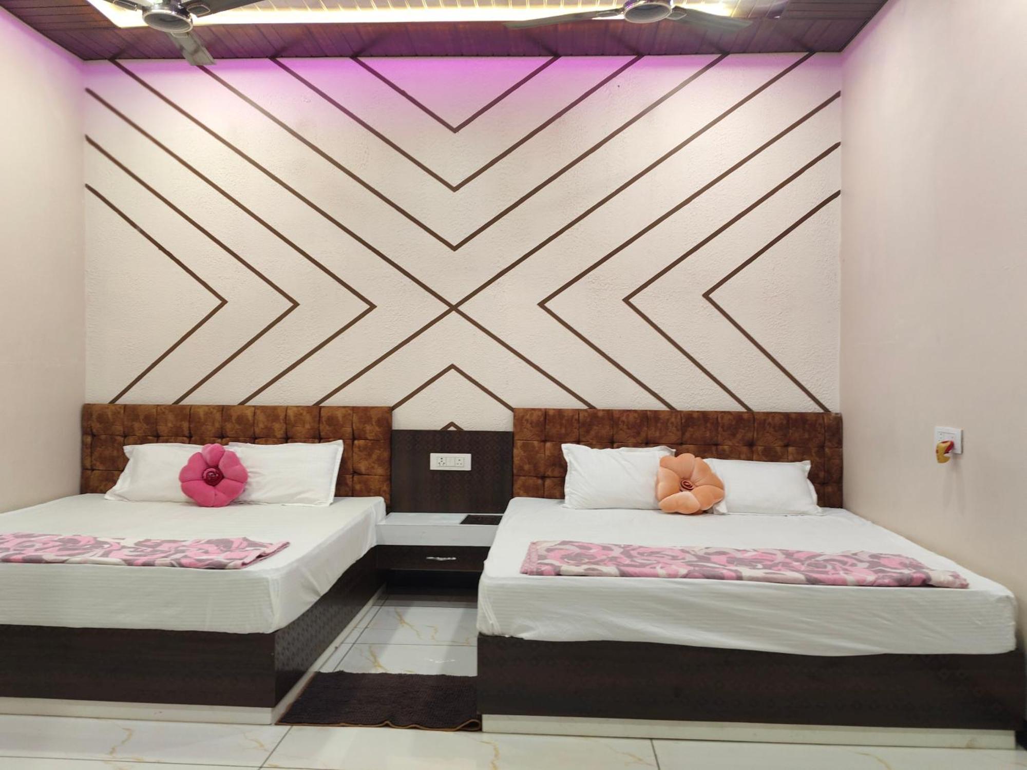 Anant Home Stay Ujjain Quarto foto